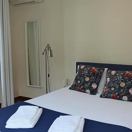 Apartment Estupendo Piso En El Casco Historico De Vigo