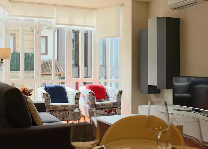 Estupendo Piso En El Casco Historico De * Vigo